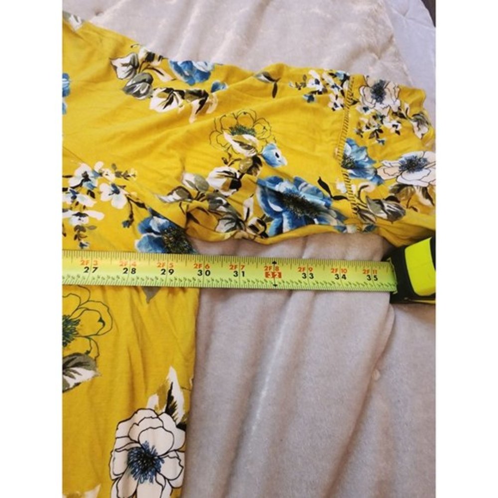 Torrid Super Soft Lime Green‎ Floral Bell Sleeve Top 3x - Picture 6 of 7